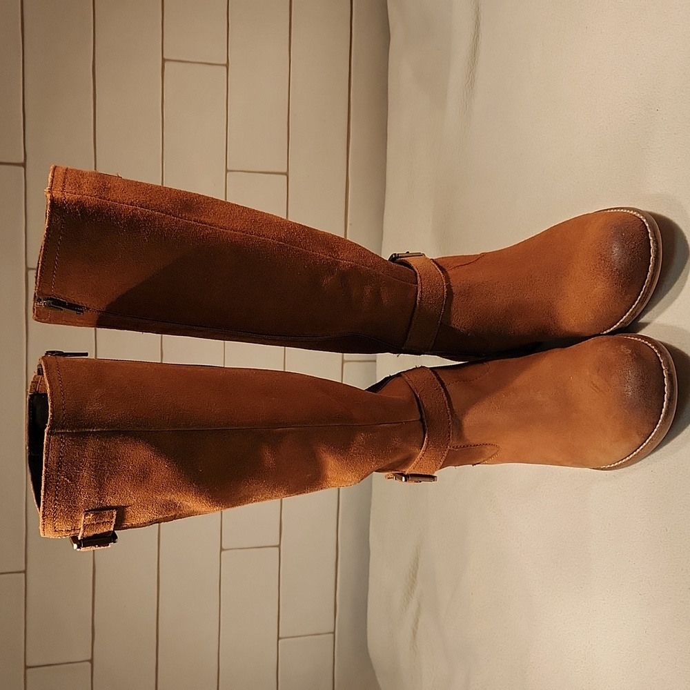EARTH BOOTS 6